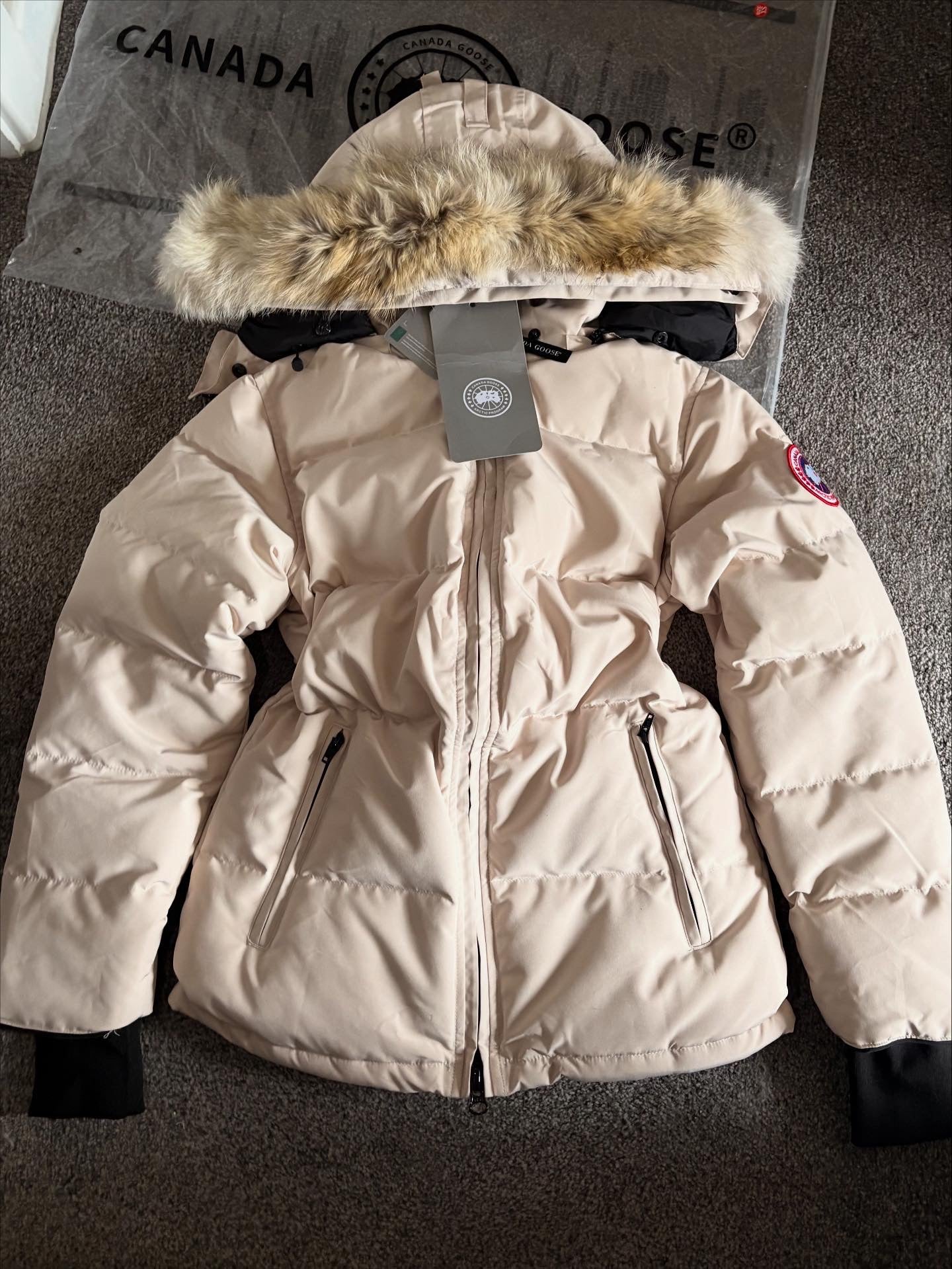 GOOSE COAT