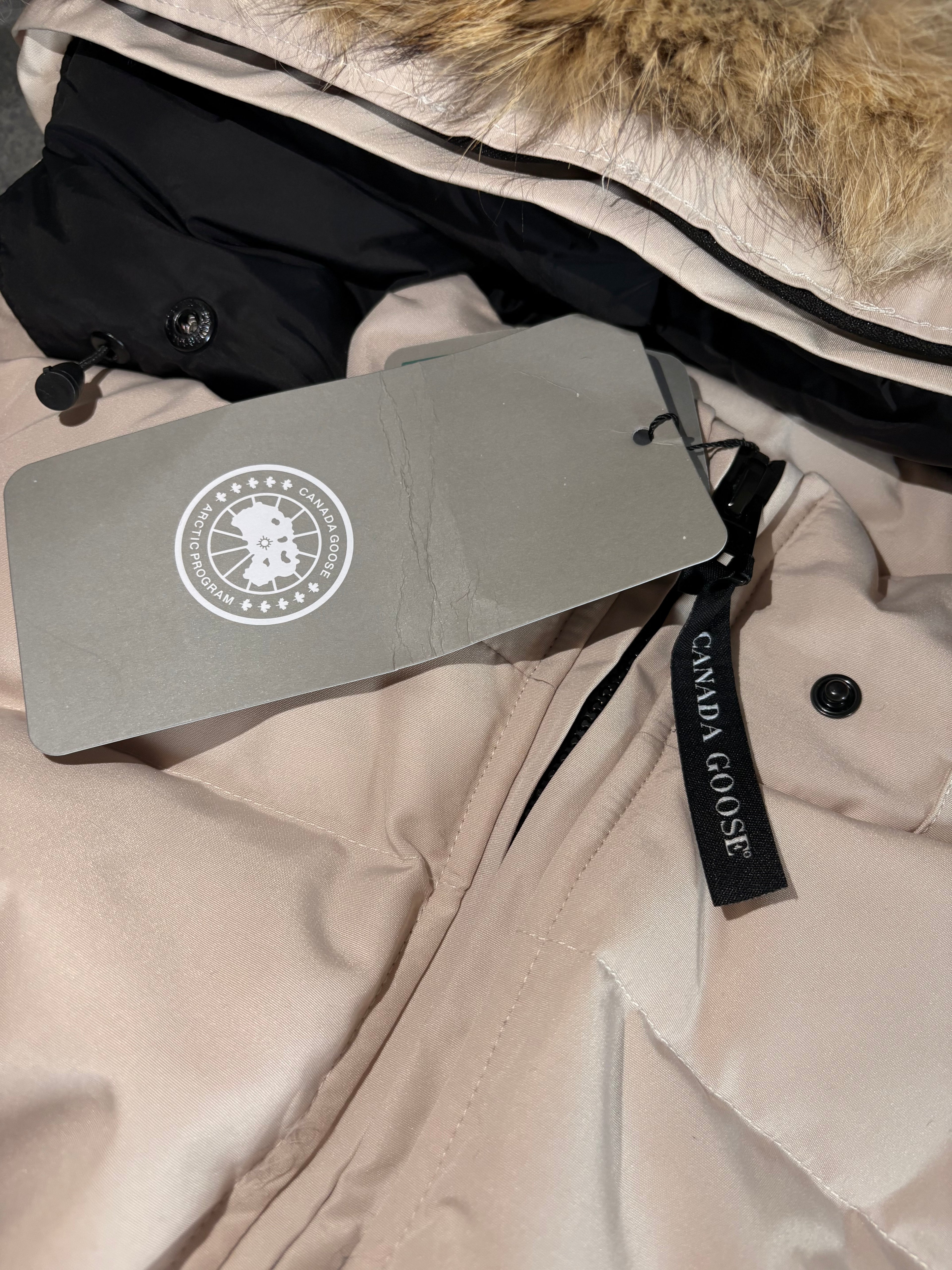 GOOSE COAT